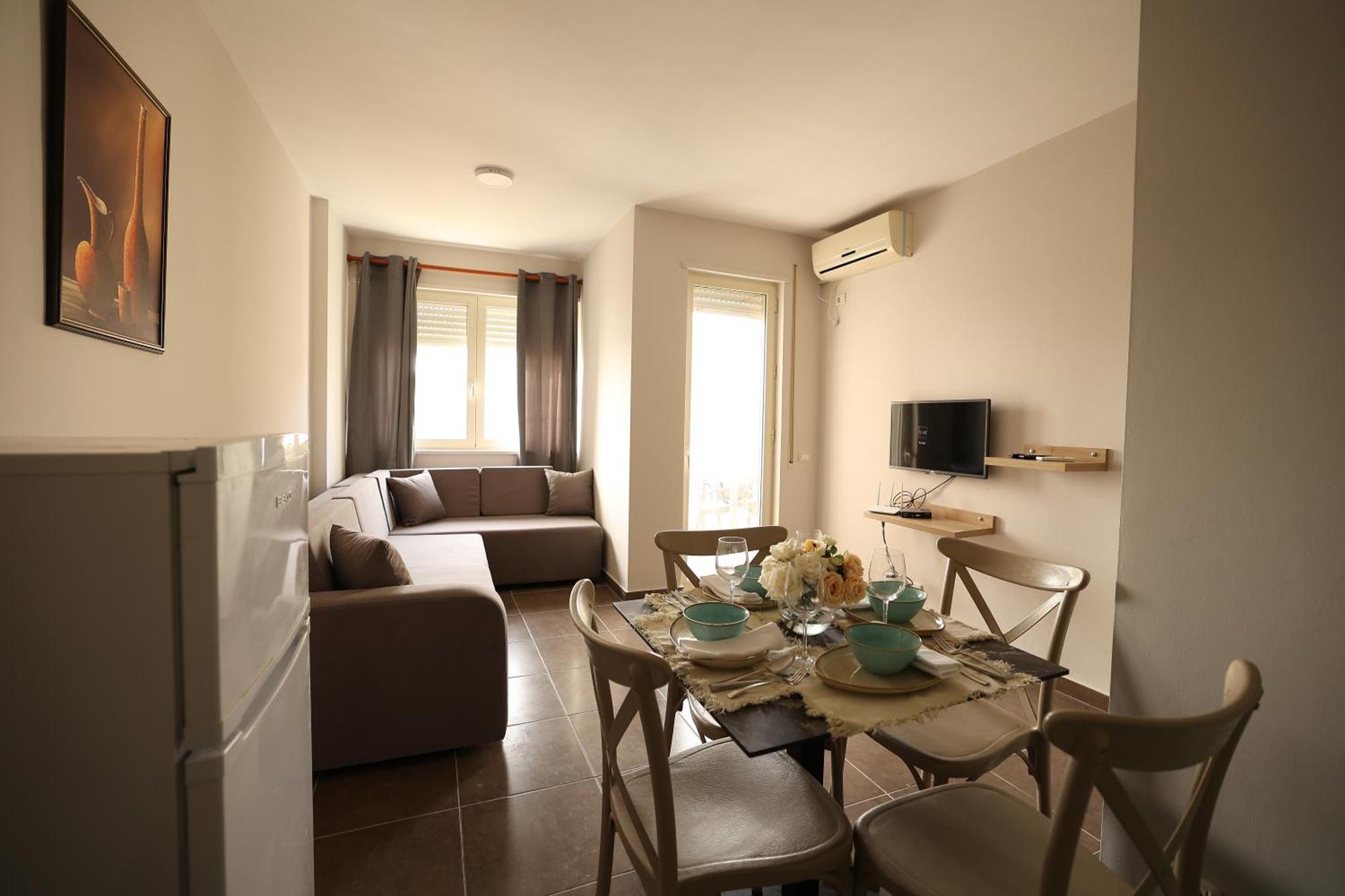 Dyrrah Seaside Apartments ดูร์เรส ภายนอก รูปภาพ