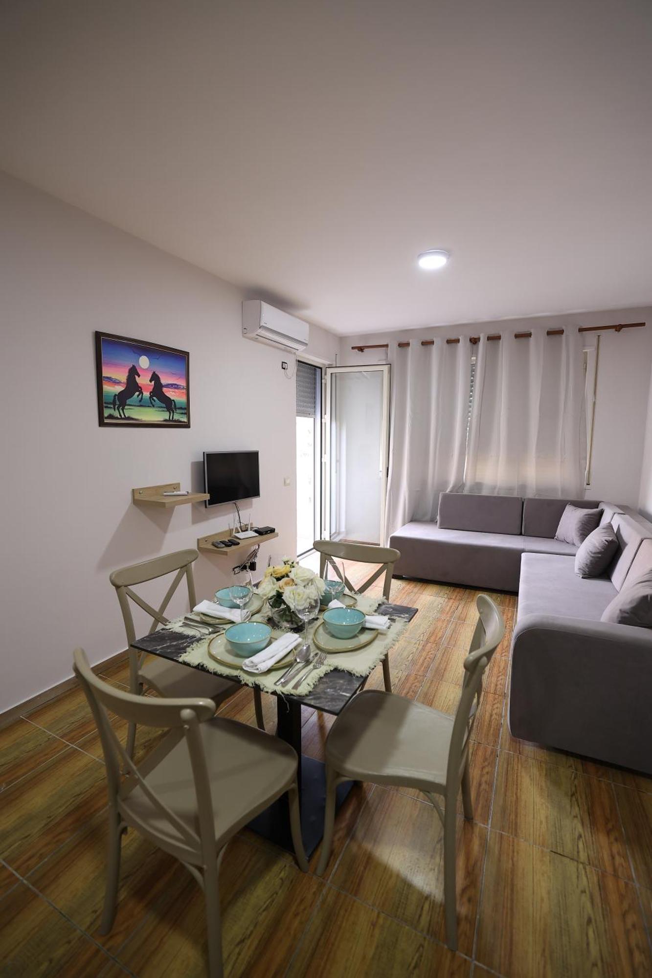 Dyrrah Seaside Apartments ดูร์เรส ภายนอก รูปภาพ