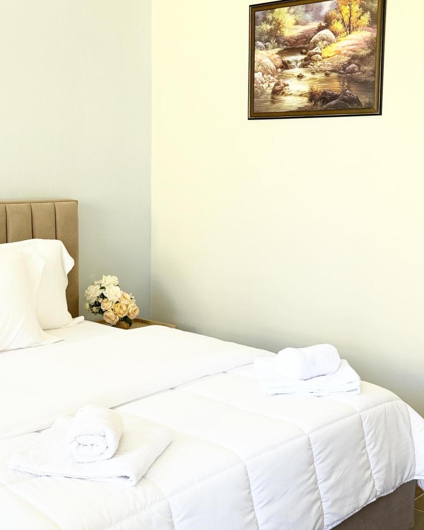 Dyrrah Seaside Apartments ดูร์เรส ภายนอก รูปภาพ